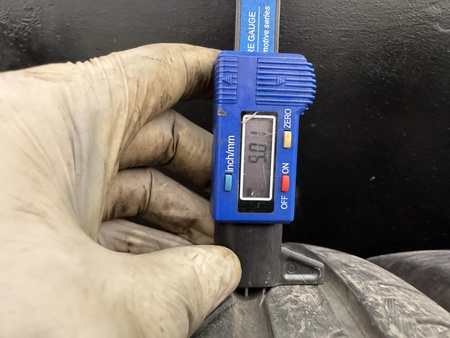 185/60R15 Continental ContiPremiumContact 2 opony lato 5,5mm nr5529