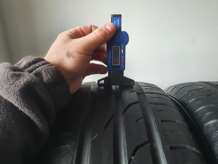 185/60R15 Continental ContiPremiumContact 2 komplet lato 6,2mm nr5232