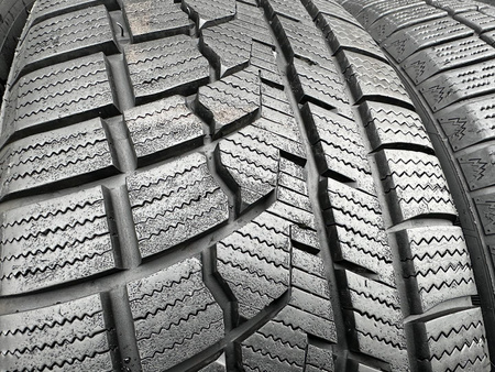 225/60R18 Zeetex WH1000 SUV XL komplet opon zima 7,3mm nr8756