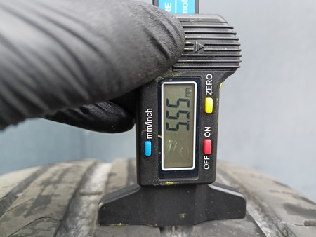 255/45R19 Pirelli Scorpion para opon lato 5,5mm nr9569