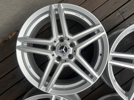 Felgi 18cali Mercedes C klasa W205 W204 CLA GLA B klasa W246