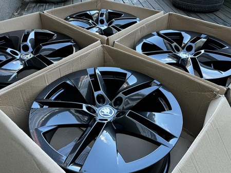 Oryginał felgi 19cali 5LA Skoda Karoq Octavia Superb Enyaq 5x112