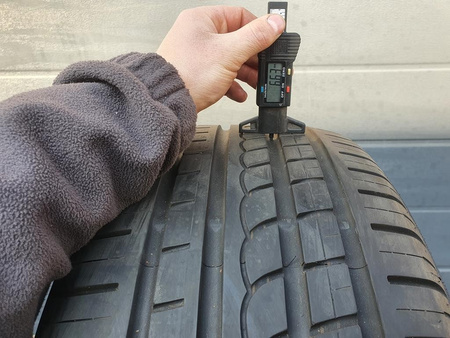 245/40R18 Pirelli P Zero Rosso pojedynka lato 6,6mm P820