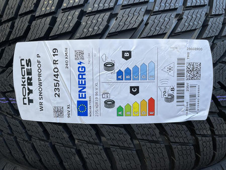 Koła 235/40R19 Lexus Es Gs Rx Rc 5x114,3 et40 Nokian zima nowe