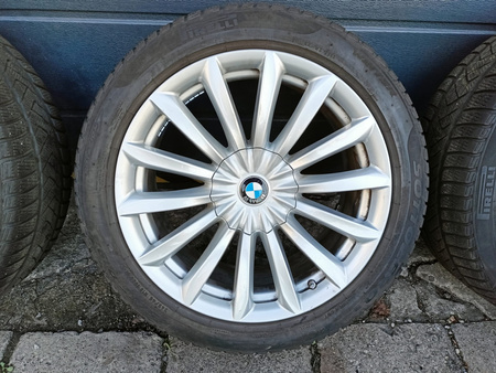 Oryginał koła 245/45R19 BMW 5 G30 G31 7 G11 G12 Pirelli zima 5mm