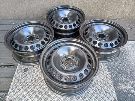 Oryginał felgi stalowe 15cali 8X0 Audi A1 A2 A3 Seat Skoda VW