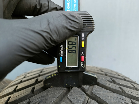 215/55R17 Kleber Krisalp HP3 komplet opon zima 8,5mm nr7362