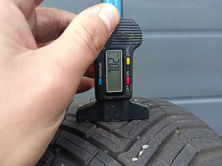 195/50R16 Continental AllSeasonContact XL opona całoroczna 7mm P6100