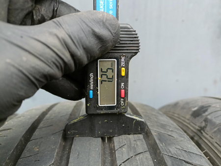 215/60R17 Dunlop Enasave EC3000+ komplet opon lato 7,2mm nr7369