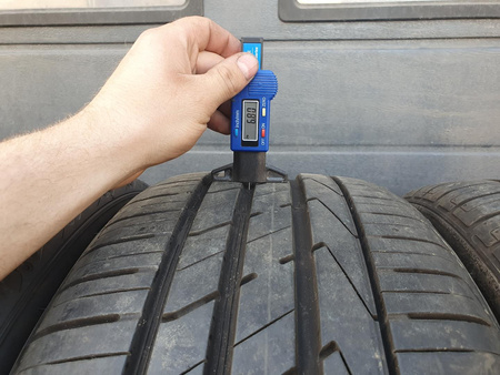 235/50R19 Hankook Ventus S1 Evo 2 SUV komplet opon lato 7,4mm nr9468