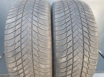 235/50R19 Bridgestone Blizzak LM001 para opon zima 4,9mm nr9533