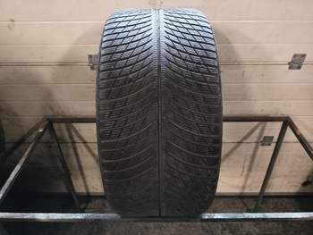 285/30R20 Michelin Pilot Alpin 5 XL opona pojedynka zima 5,4mm P243