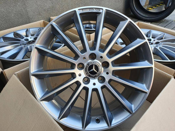 Oryginał felgi 19cali Mercedes AMG Klasa A B CLA A1774011600