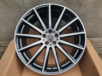 Oryginalna felga 22cale Mercedes AMG GLS GLE A1674017500