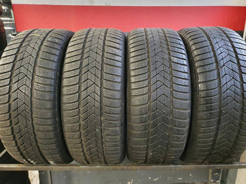 245/40R19 Pirelli Sottozero 3 XL komplet opon zima 7,0mm nr9364