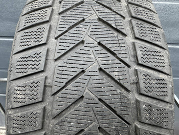 245/40R19 Vredestein Wintrac Xtreme S opona pojedynka zima 4,8mm P967