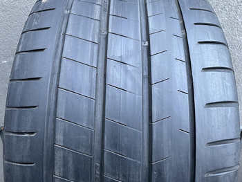 295/35R20 Kumho Ecsta PS91 pojedynka lato 5,9mm nrP222