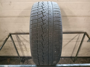 225/40R18 Zeetex WH1000 XL opona pojedynka zima 7,5mm P897