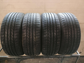 225/45R18 Goodyear EfficientGrip komplet opon lato 8,2mm nr8990