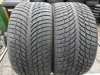 255/35R19 Nokian WR Snowproof P XL para opon zima 8,5mm nr9578B