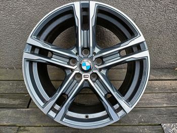 Oryginał felga 18cali BMW 1 F40 2 F44 M pakiet 8092352