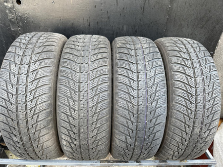 215/65R16 Nokian WR SUV 3 XL komplet opon zima 7,8mm nr6056