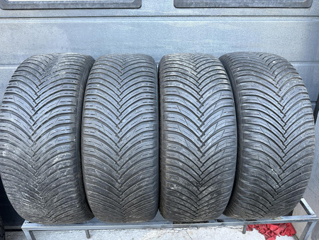 235/50R19 Maxxis Premitra AllSeason komplet opon całoroczne 6,0mm 9497