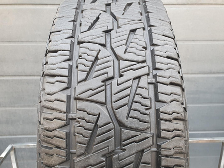 265/70R17 Bridgestone Dueler opona pojedynka całoroczna 9,4mm P774