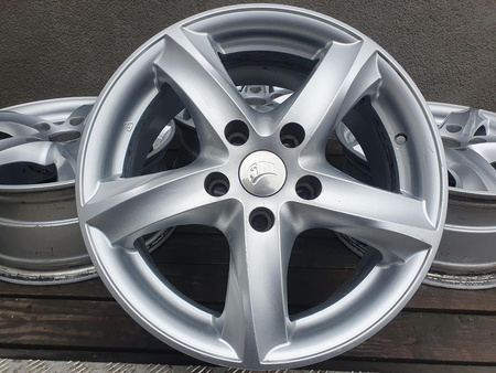 Felgi aluminiowe 16cali Hyundai i40 ix20 Mazda 323 626